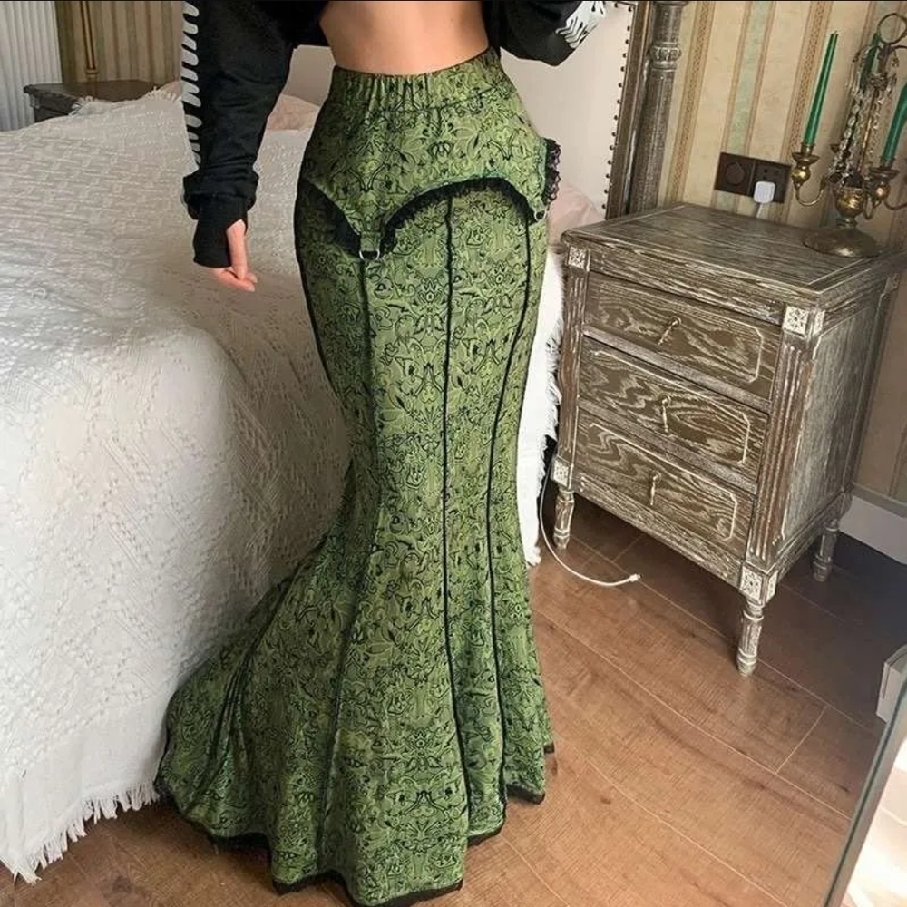 Emerald Brocade Mermaid Skirt – Steampunk Gothic Flare – US Small